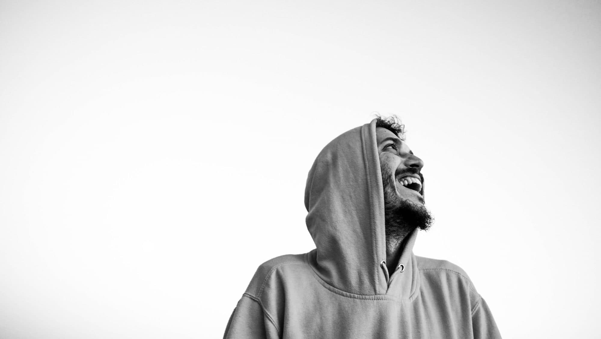 LuizGa looking up, laughing